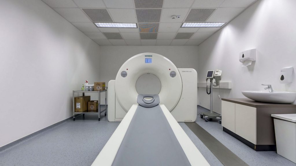 Kórház, klinika és fejlett diagnosztikai központ