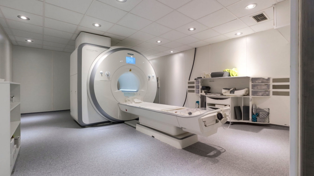 Kórház, klinika és fejlett diagnosztikai központ