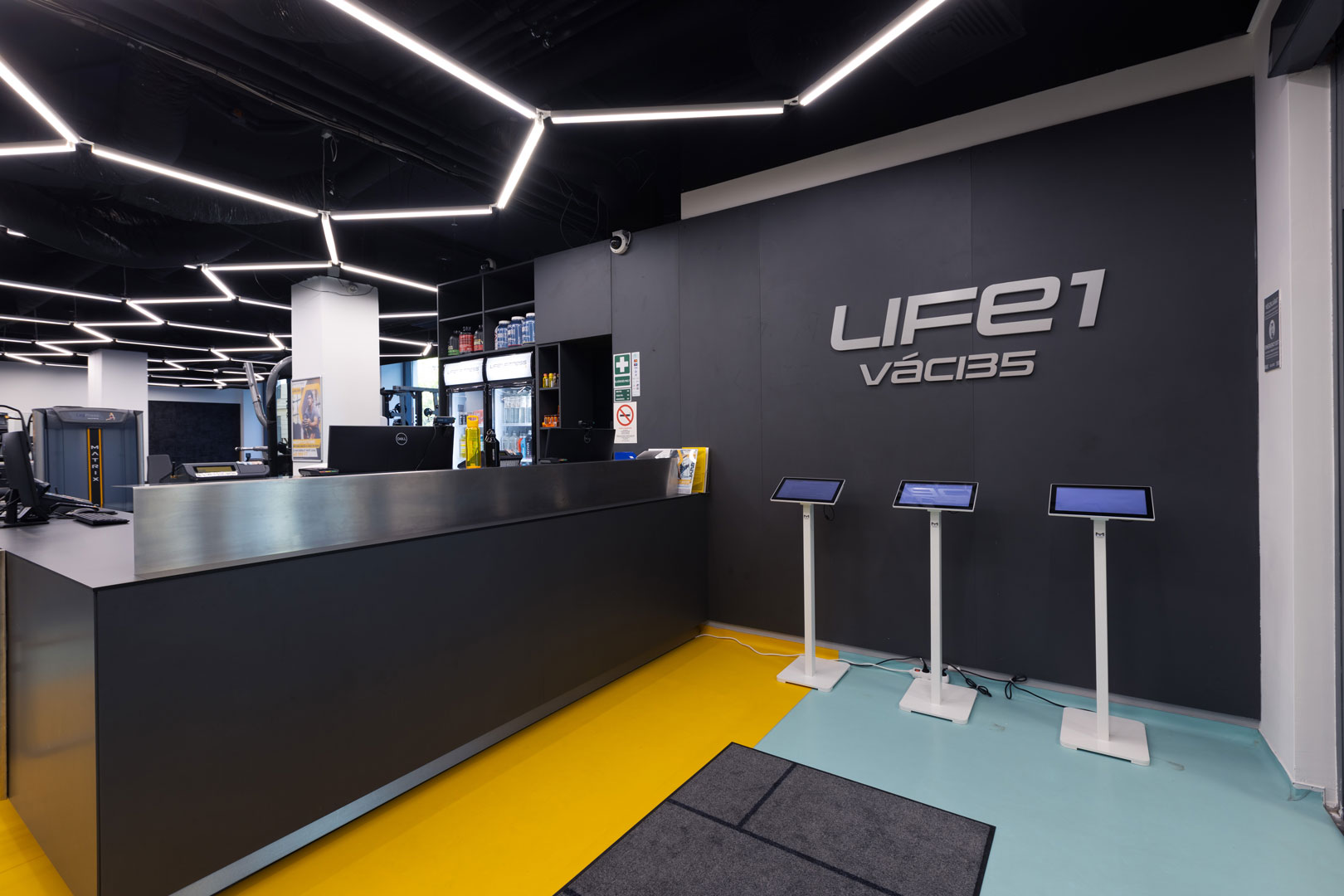 Life1 Fitness — Váci35
