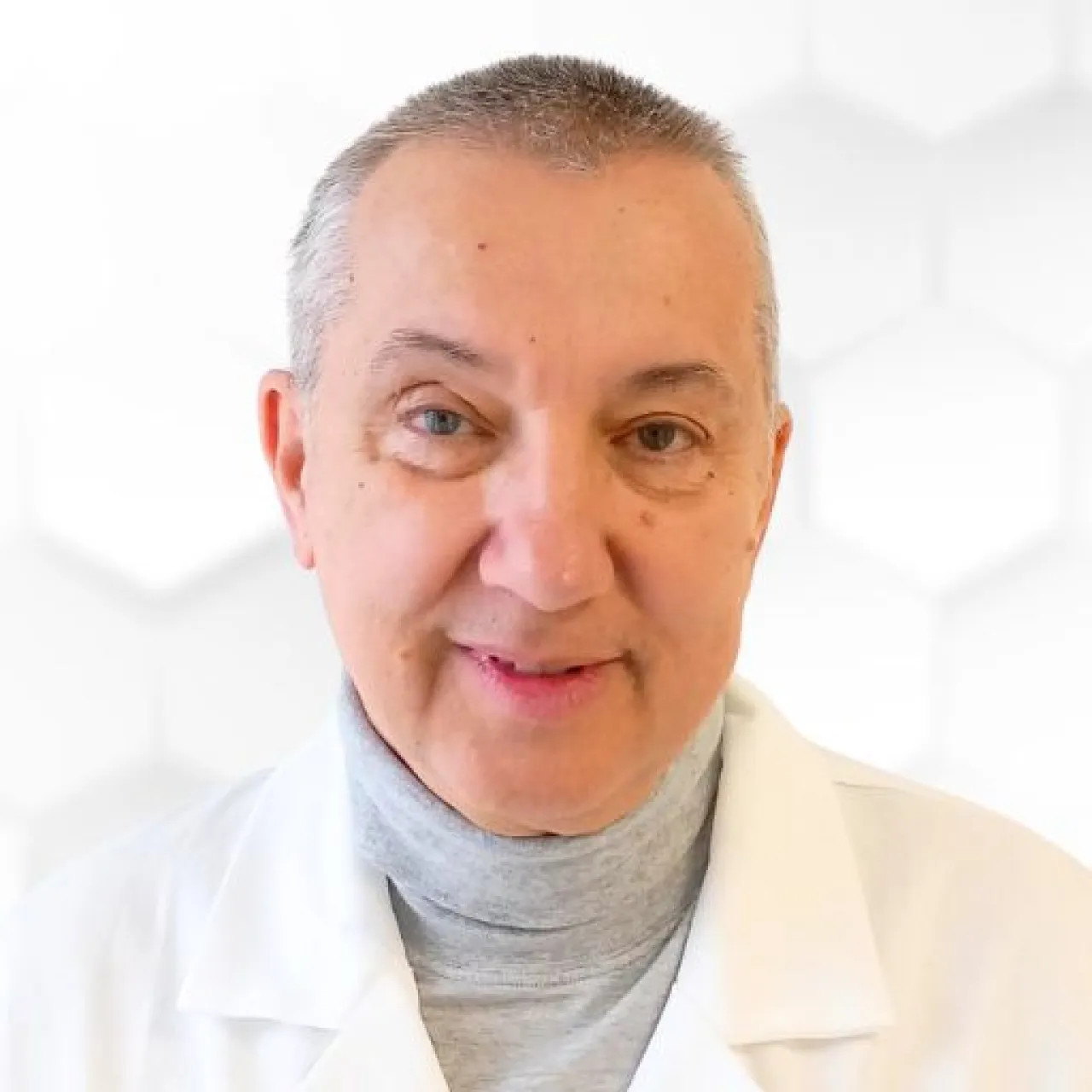 Dr. Bartha Levente