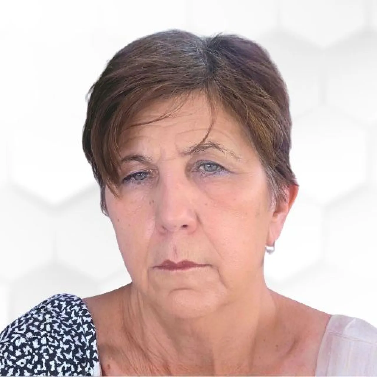 Dr. Bese Veronika Cecília