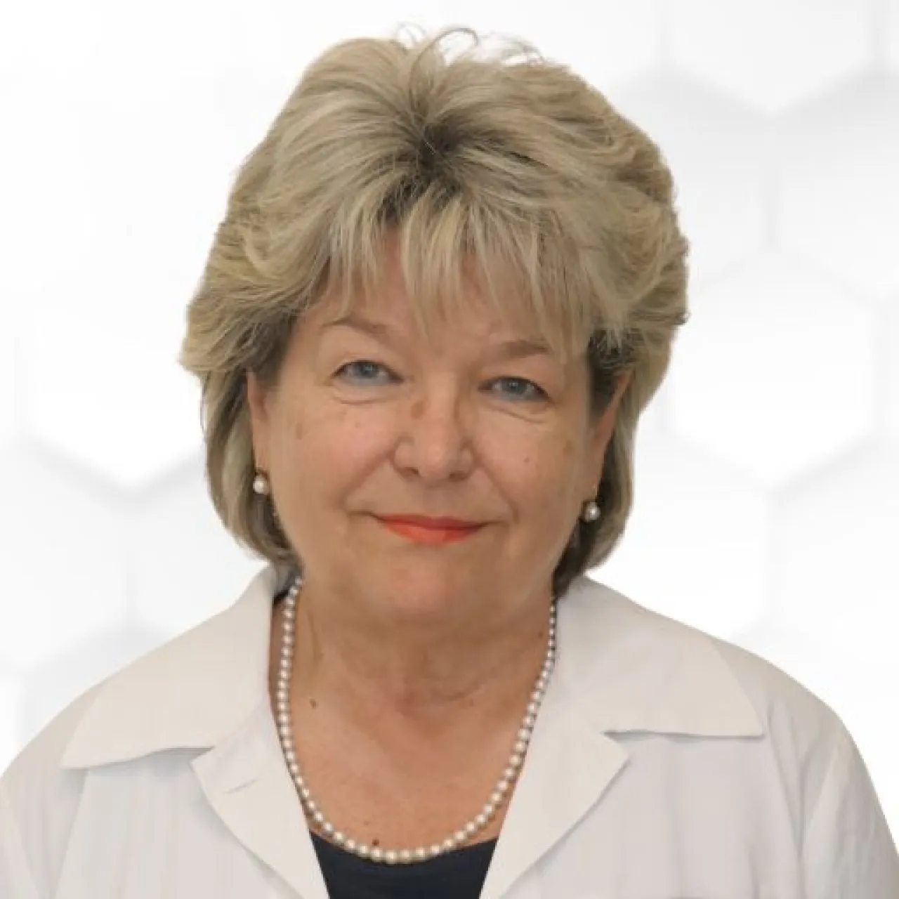 Dr. Abkarovitsné Dr. Borka Cecília