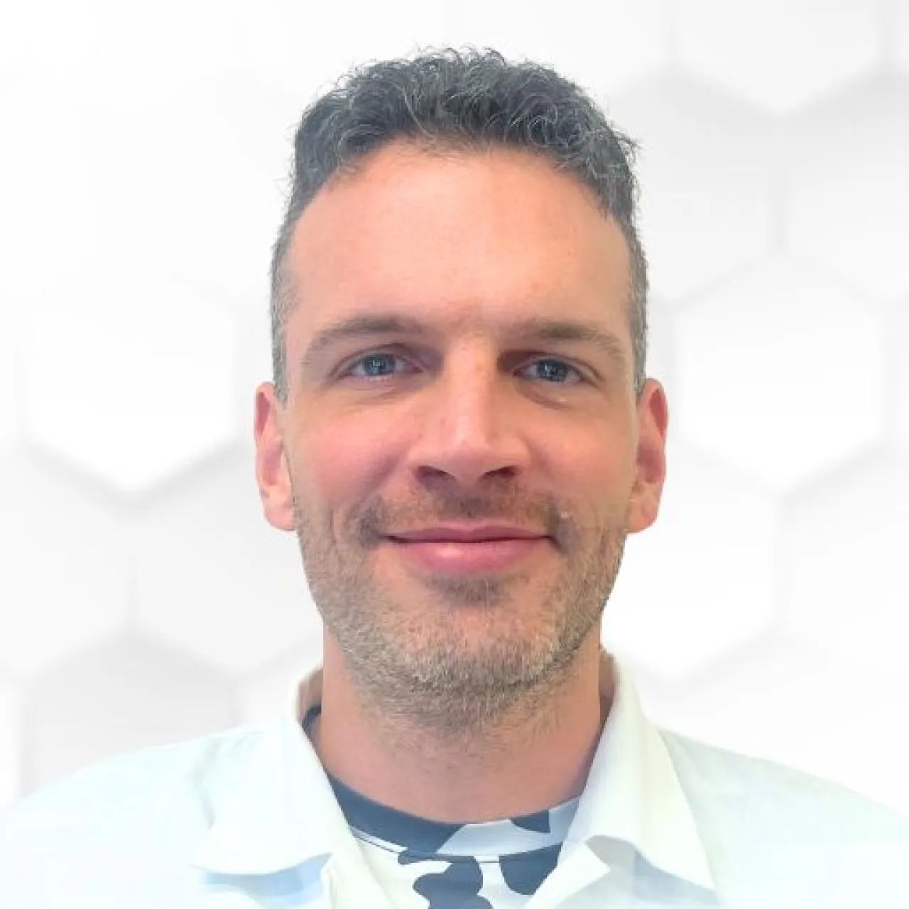 Dr. Lázár Balázs