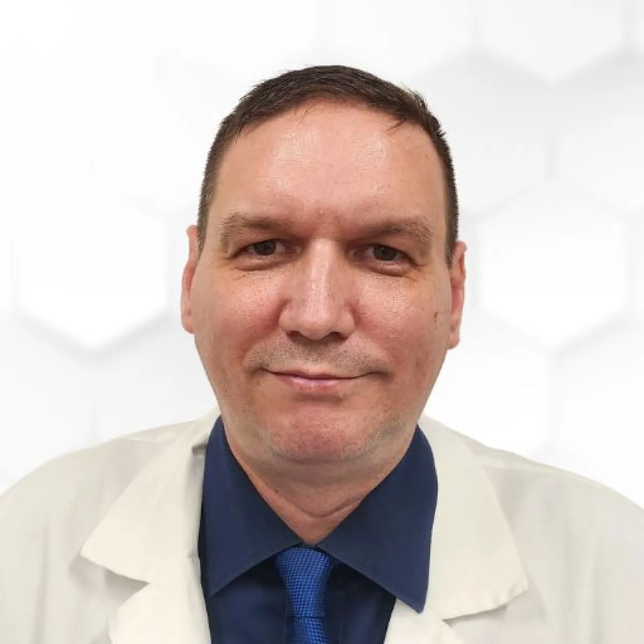 Dr. Lukács Péter