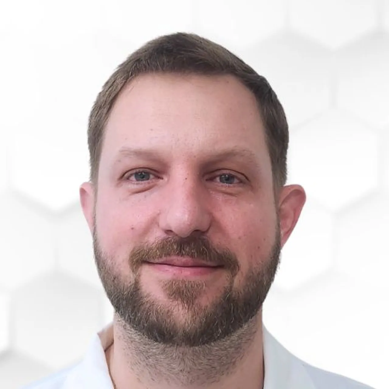 Dr. Majoros Tibor