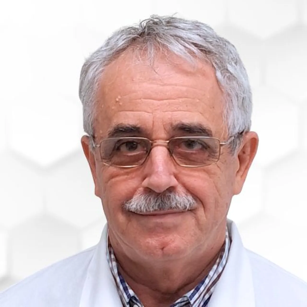Dr. Pakodi Ferenc