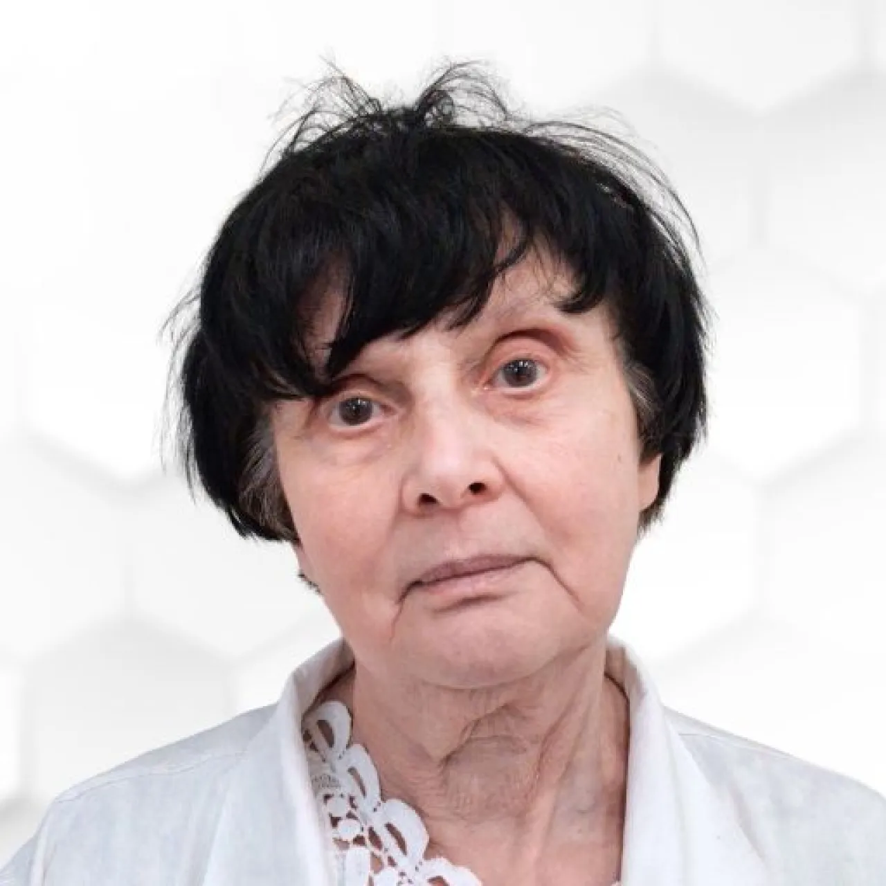 Dr. Iván Gabriella
