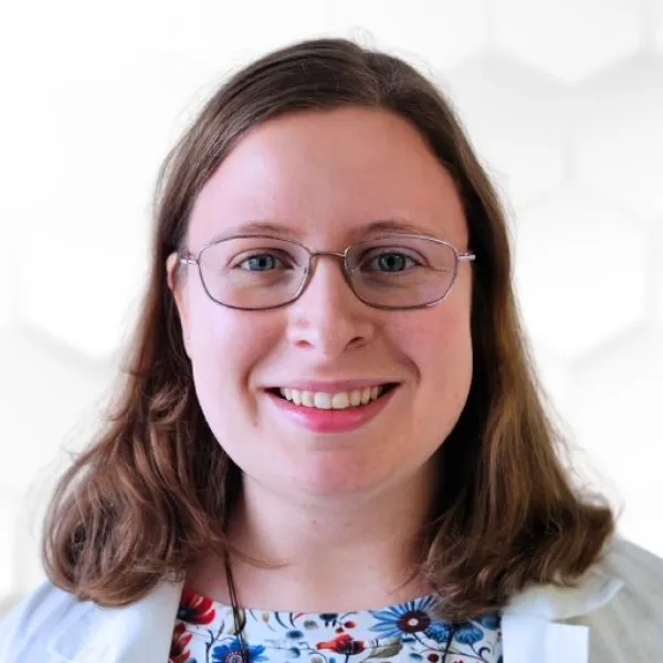 Dr. Angyal Mónika
