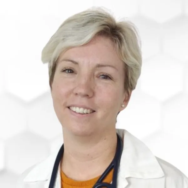 Dr. Leé Sarolta