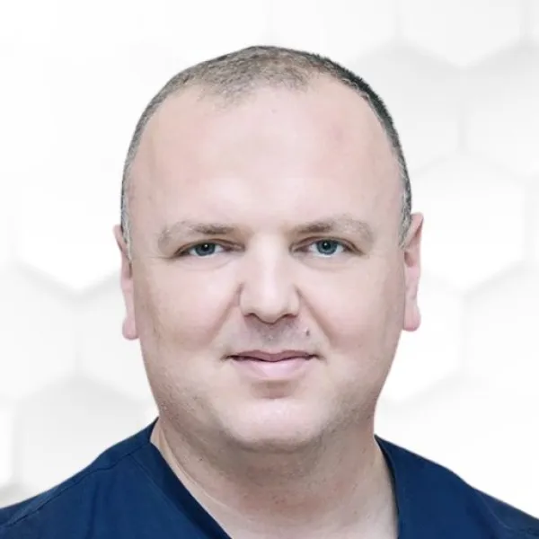 Dr. Madarász Lóránt