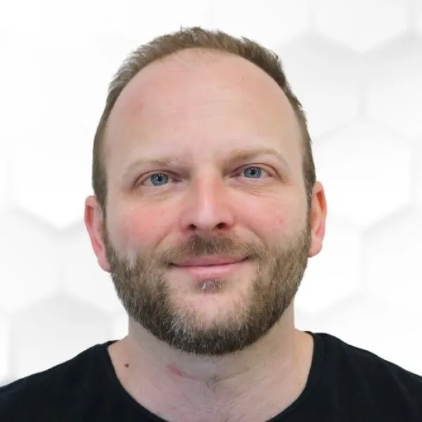 Dr. Varju Viktor